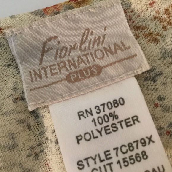 FIORLINI Intl Plus Cream Blouse with Flowers 18/20 - Picture 3 of 8